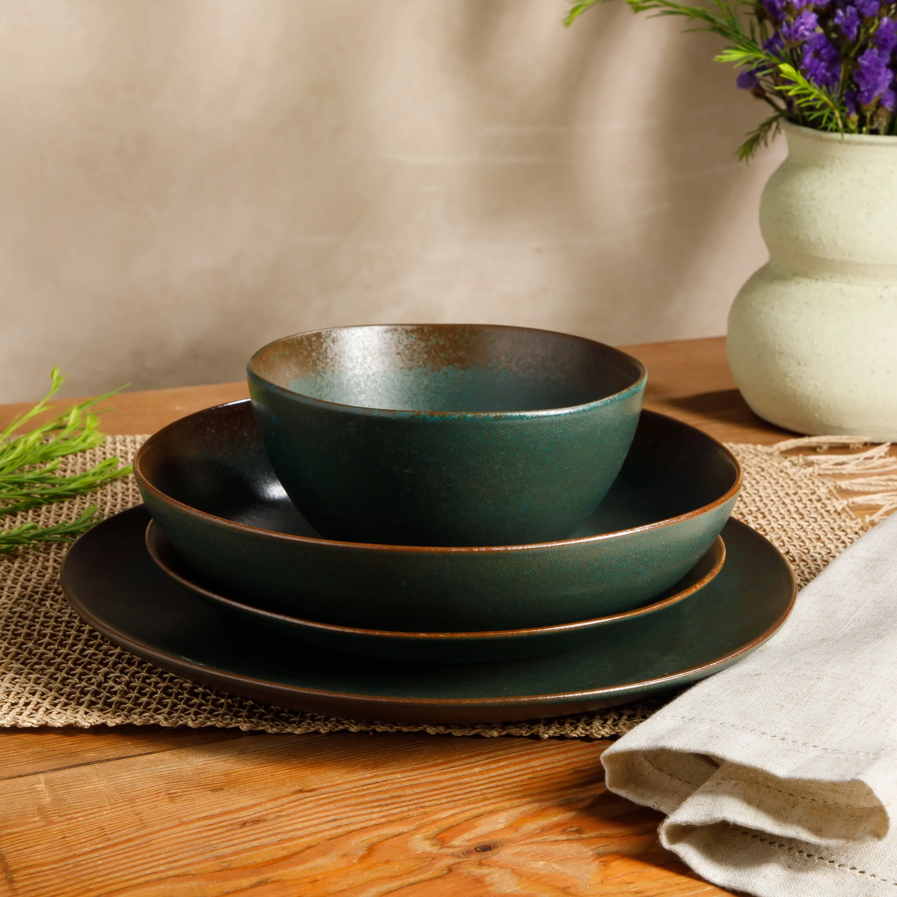 Palermo Sun - 16-Piece Dinnerware Set for 4 - Reactive Glaze Stoneware