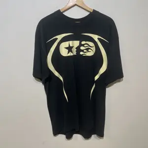 HELLSTAR ASIC LOGO , BLACK & CREAM SZ LARGE