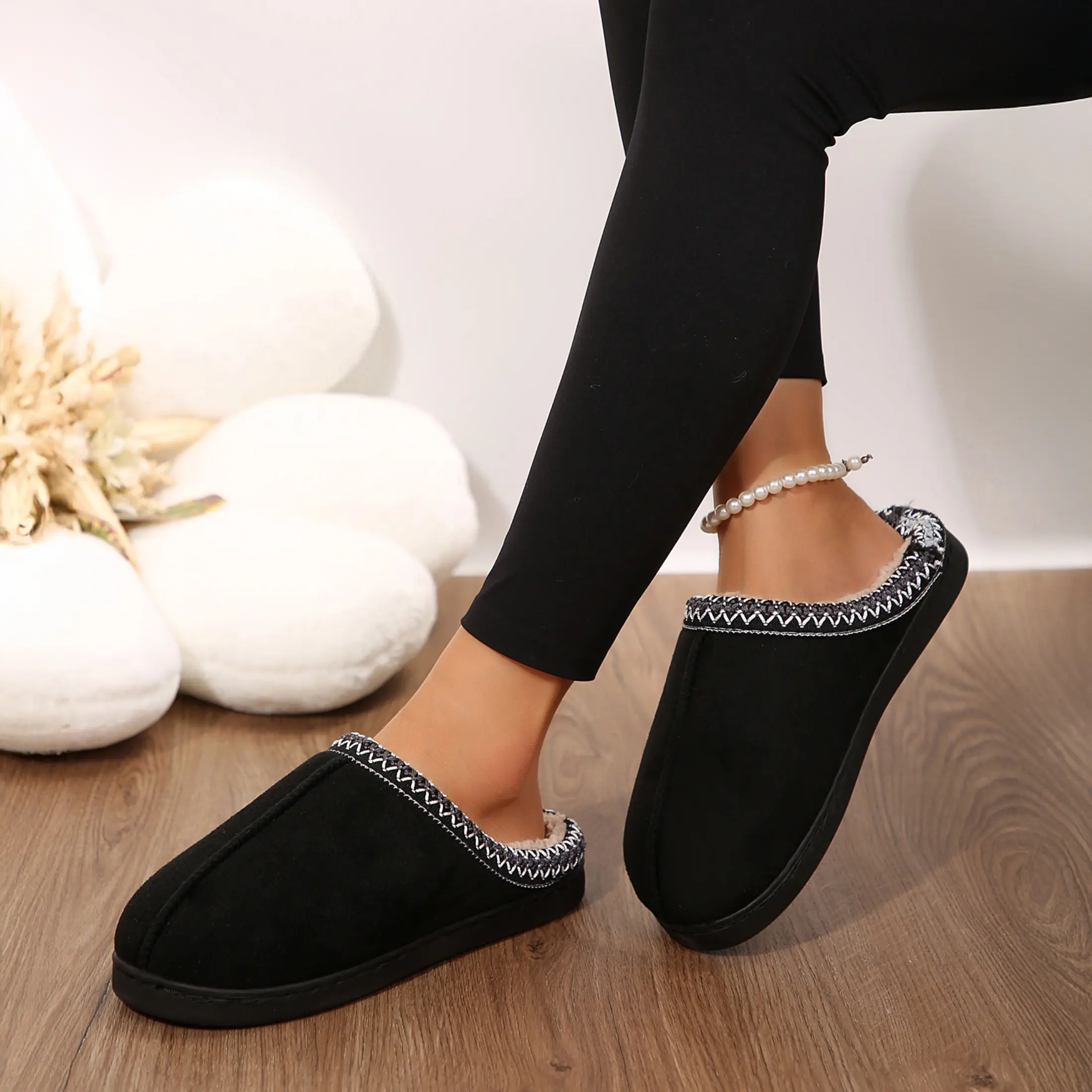 Women's Suede Slippers Fleece Lined for Warmth Winter Warm Mini Snow Round-Toe Boots Indoor Outdoor Shoes