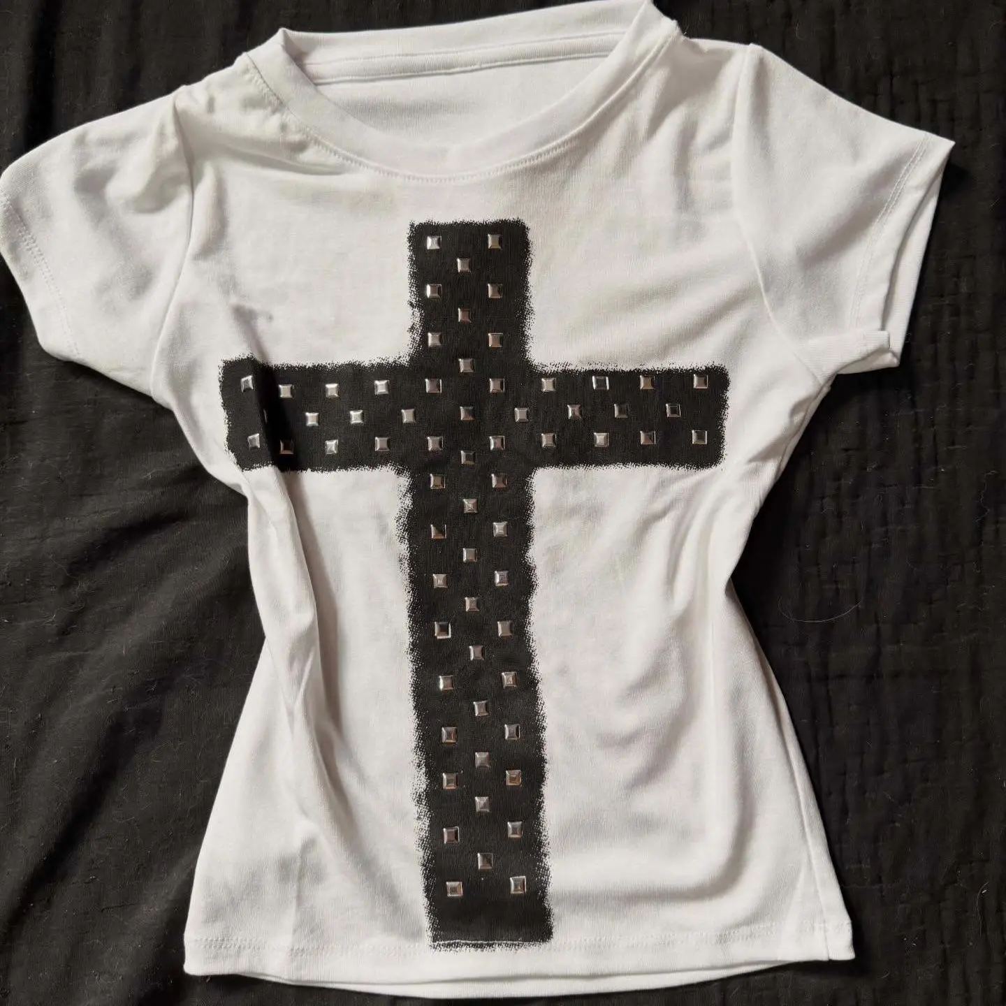 Gothic Stud Embellished Cross Print Crew Neck Tee Retro Punk Aesthetic Casual Street Top