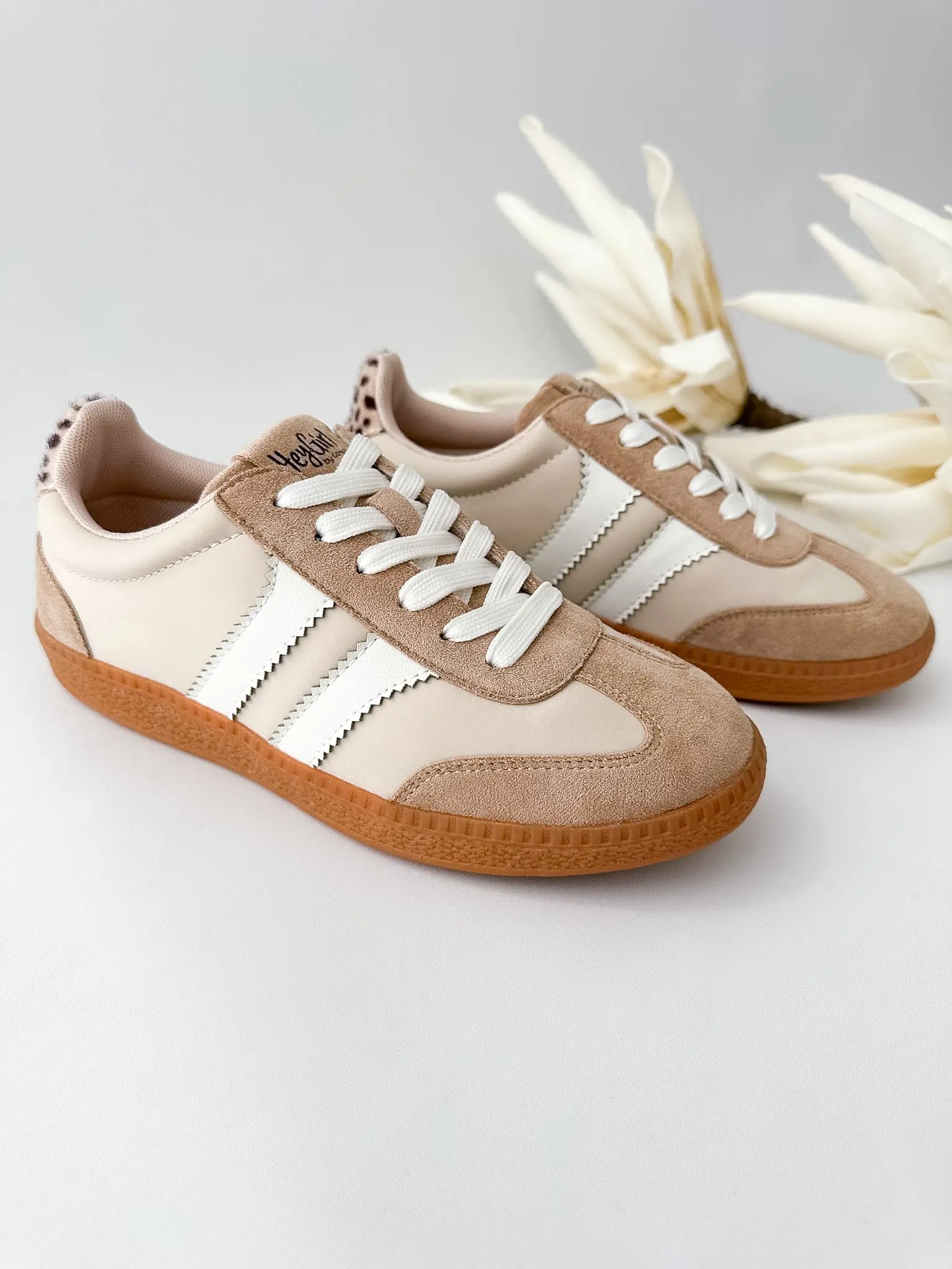 Men's Corky's Heads Up Laces Casual Trainers - 2 Color Options
