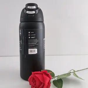 black Water bottle 32oz, 945ML, freesip,with straw,heat preservation time more than 24 hours, cold and hot water can be insulated, can make coffee, frozen drinks, , exquisite workmanship, suitable for camping, work, indoor and Outdoor use.