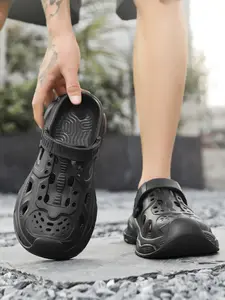 Men's Summer Outdoor Sports Water Shoes, Odor-Resistant Toe-Enclosed Sandals, Casual Medium Width Below Ankle Slippers