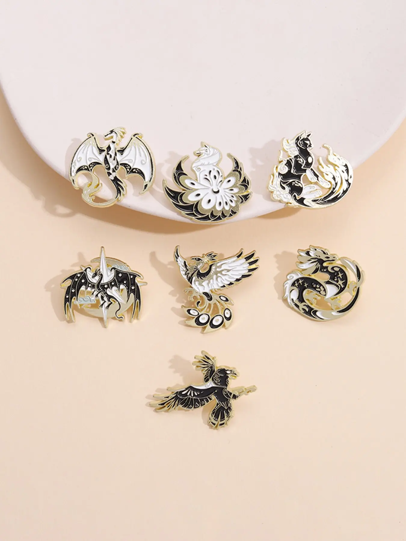 7Pcs Dark Gothic Fantasy Mythical Creatures Brooch Set, Zinc Alloy Enamel with and Engraved Decoration, Unisex Daily Wear Accessories Gift, Durable Metal Pins, Men Accessories, Enamel Lapel Pins