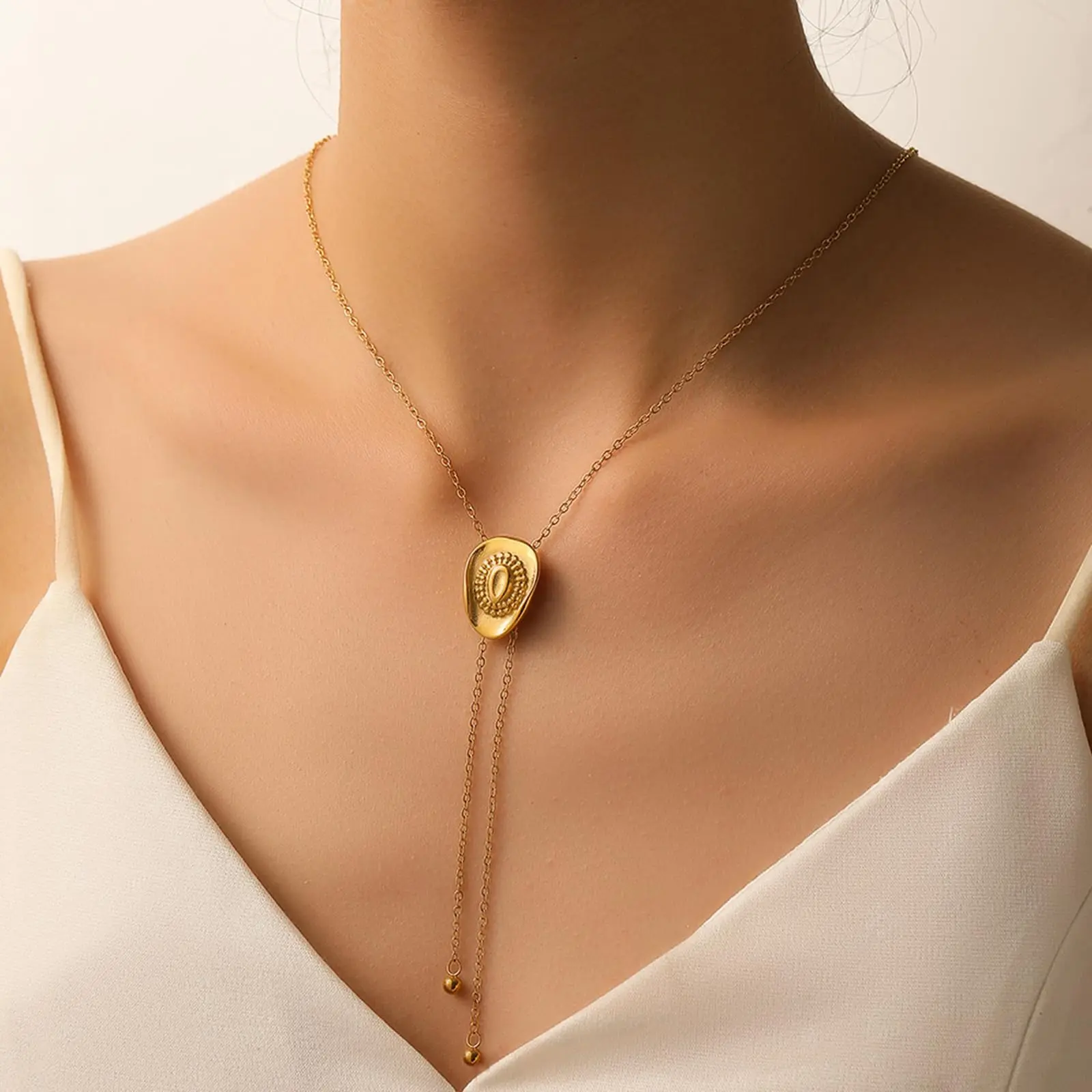 Golden Western Women's Cowboy Hat Necklace Western Style Long Chain Clavicle Chain Matching Clothing Hypoallergenic Hand Stamped Saddle Textures Matte Finish