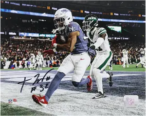 TreVeyon Henderson New England Patriots Autographed "8 x 10" Touchdown vs. New York Jets Photograph - Fanatics Authentic Certified