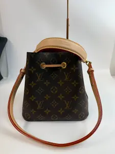 Pre-owned Louis Vuitton canvas Crossbody Bags noe BB bucket [Vault]