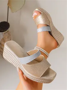 Women's Plus Size Summer New Open-Toe Hollow Wedge Sandals for Outdoor Wear, Simple, Stylish, Comfortable for Daily Commuting and Parties, Versatile Wedge Thick-Soled Sandals, Footwear