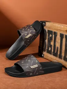 Men's Stylish Slide Sandals with Random Fashion Letter Design, Comfortable Casual Beach Footwear for Summer Adventures, Soft Cushioned Indoor Outdoor Slides, Slide Slippers, Lightweight Slipper