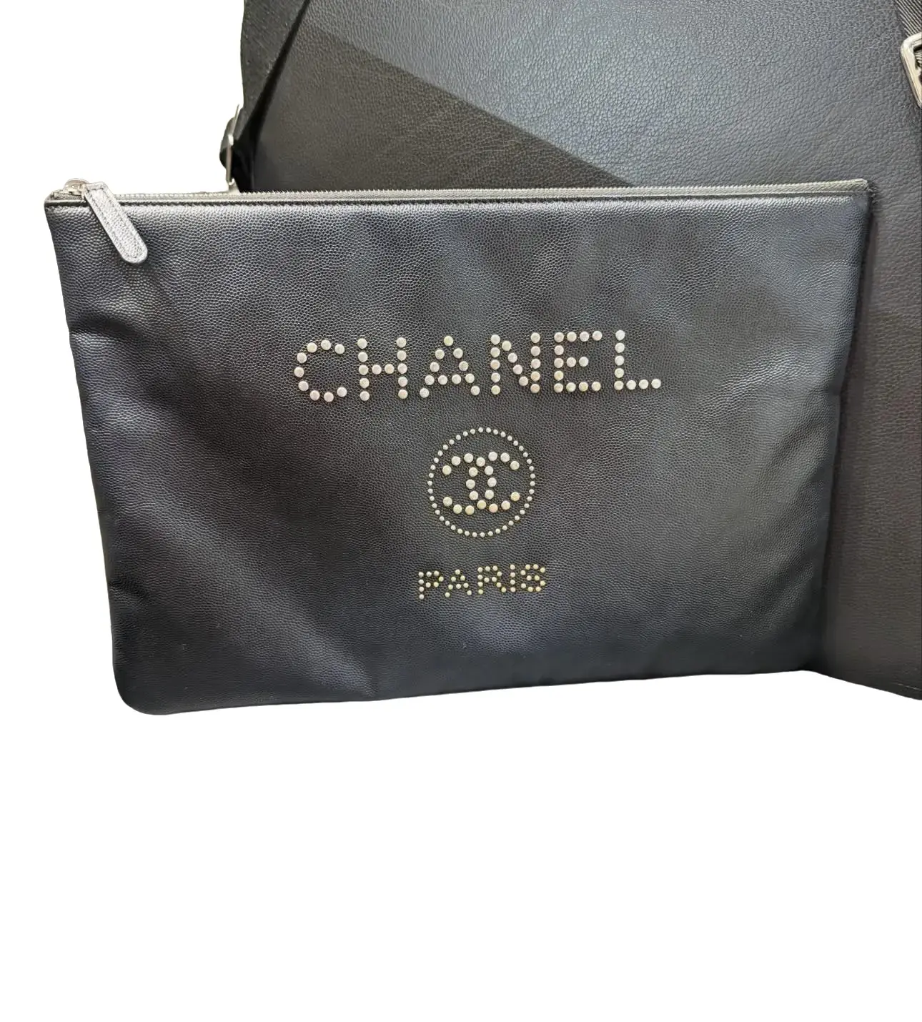 Pre-owned CHANEL Black caviar leather Clutches & Wristlets Deauville Large Black Caviar Studded O Case Pouch 2018 with Crystal Logo Paris