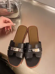 2026 Summer New Versatile Metal Buckle Flat Sandals, PU Leather, Casual Style, Solid Pattern, Plastic Sole, Perfect for All