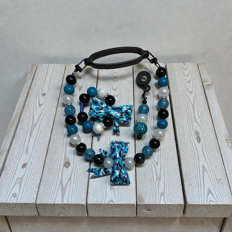 Tumblr strap with accessories. Tumblr strap with accessories.