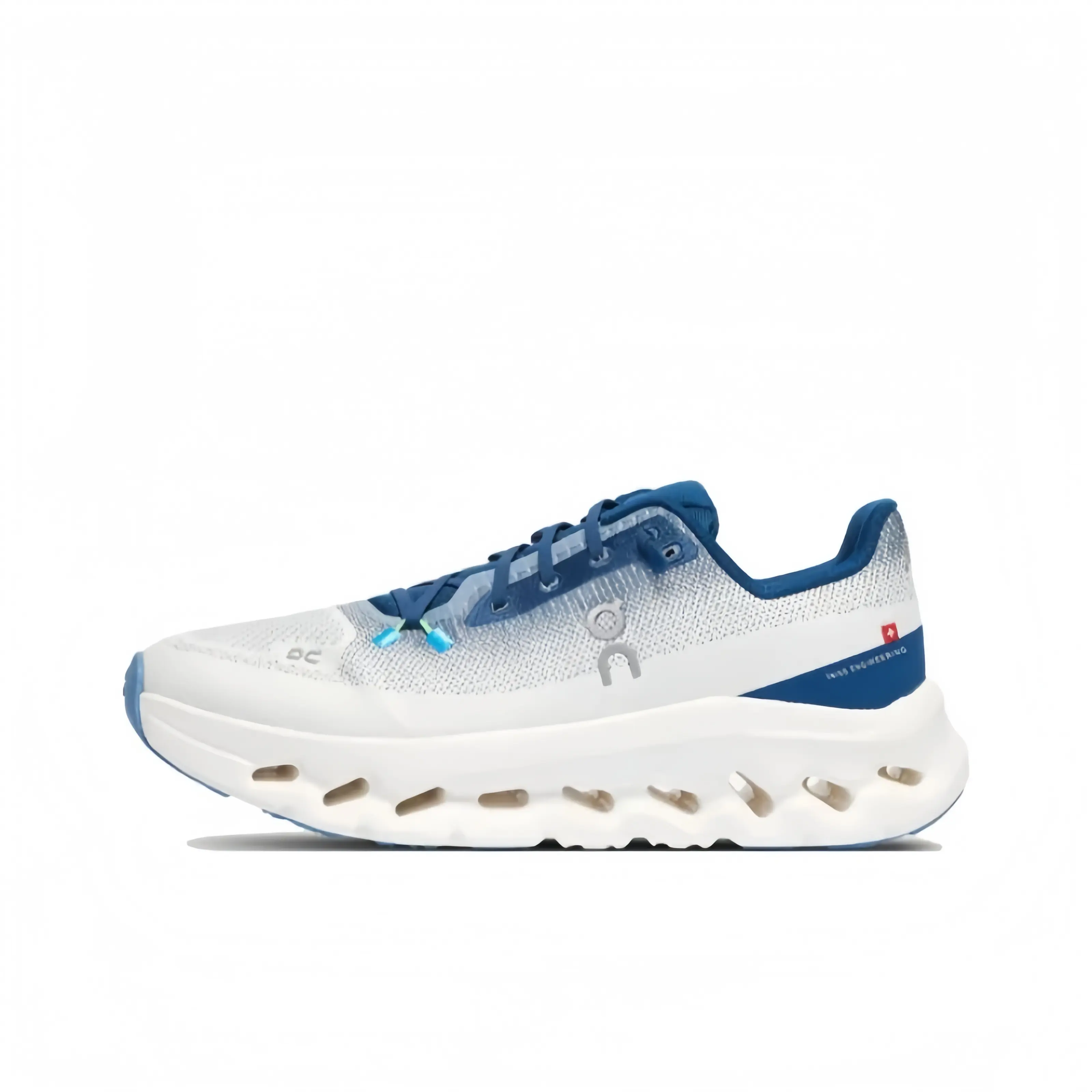 Unisex White Blue Gradient Fly Knit Running Sneakers, Hollow Wave Thick Cushion Shock Absorb Athletic Shoes, Breathable Lightweight Lace Up Trainers For Jogging Gym Daily Walking Commute Men Women