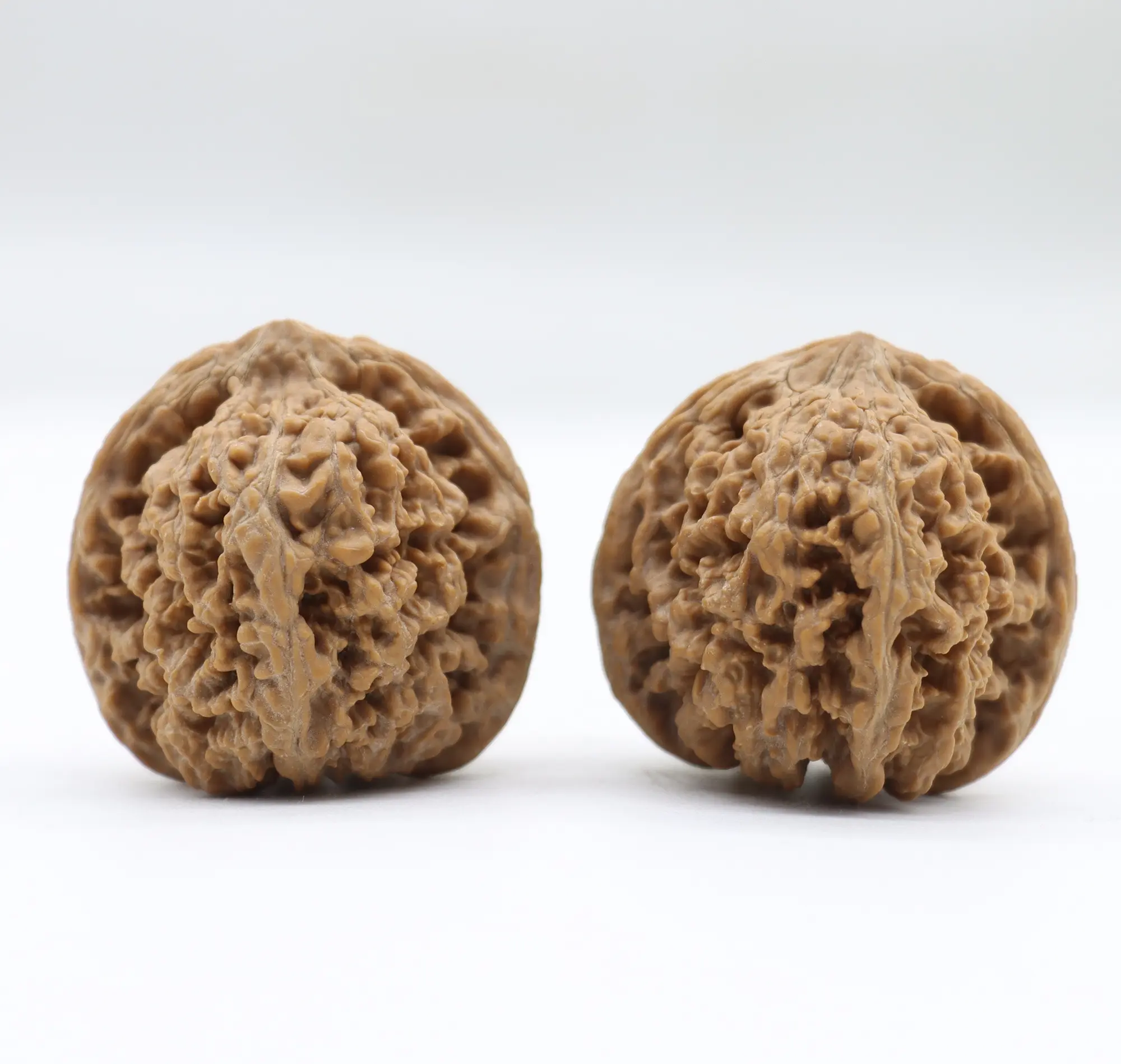 Wenwan Play Walnuts - 1 Randomly Selected Pair