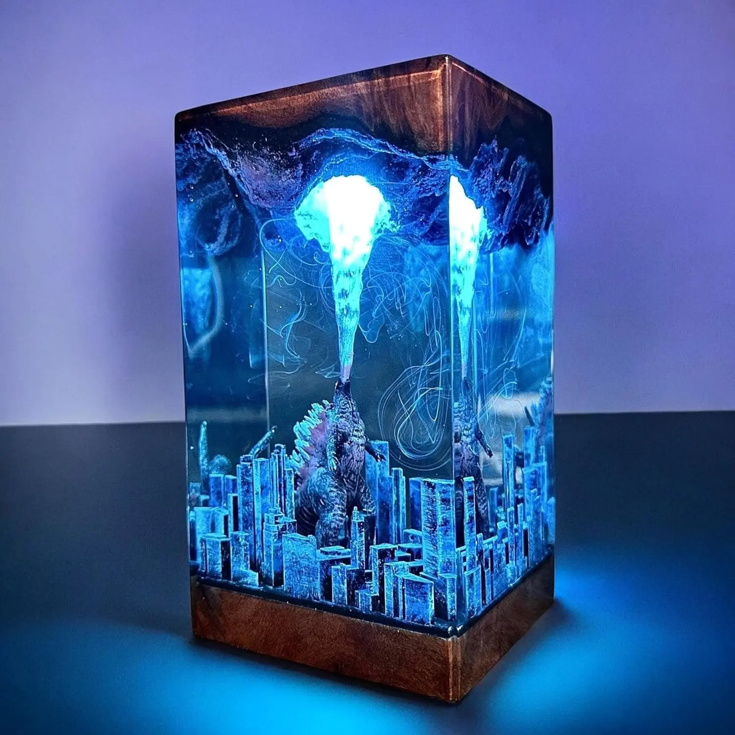 Godzilla Atomic Breath Resin Lamp Handmade 3D Cityscape Diorama LED Night Light, Gaming Room Decor Desk Accessories, Monster Movie Fan Gifts, Epoxy Resin Art Ambient Lamp for Gamer Bedroom Office Man Cave Decor Collectible