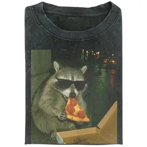 Funny Raccoon Eating Pizza Shirt, Animal Meme Graphic Tee, Gift for Men, Women