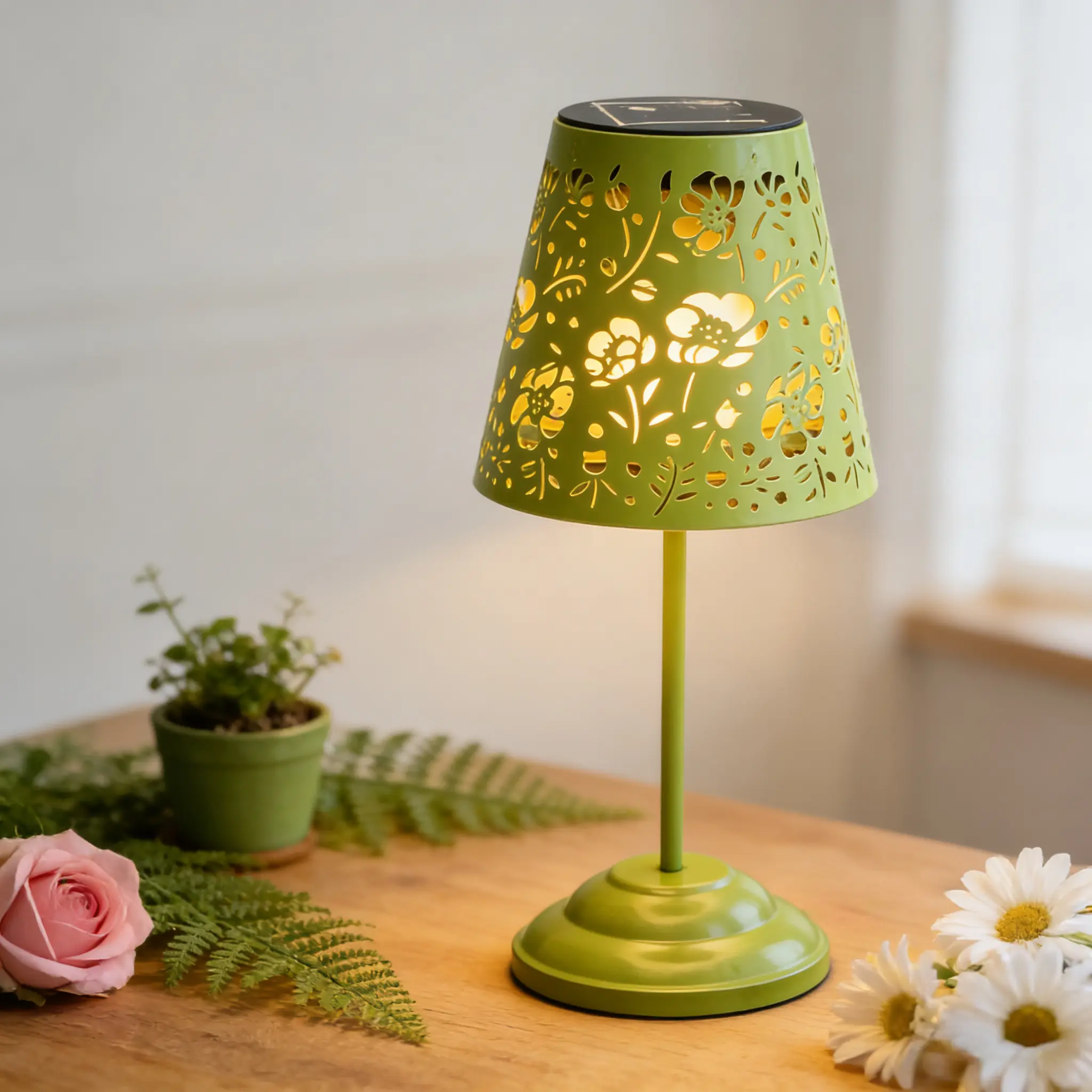 Solar Desk lamp, Outdoor Cordless lamp, Hollow-Designed Metal Solar lamp, Waterproof Outdoor lamp, as a Decorative lamp for courtyards, lawns, Gardens, porches or Indoor windowsills.