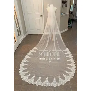 Style CV31 Wide Scallop Lace Cathedral Veil