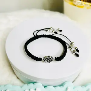Flower bracelet