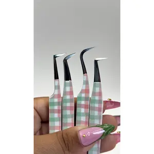 Love at first grip 🧺 🩷