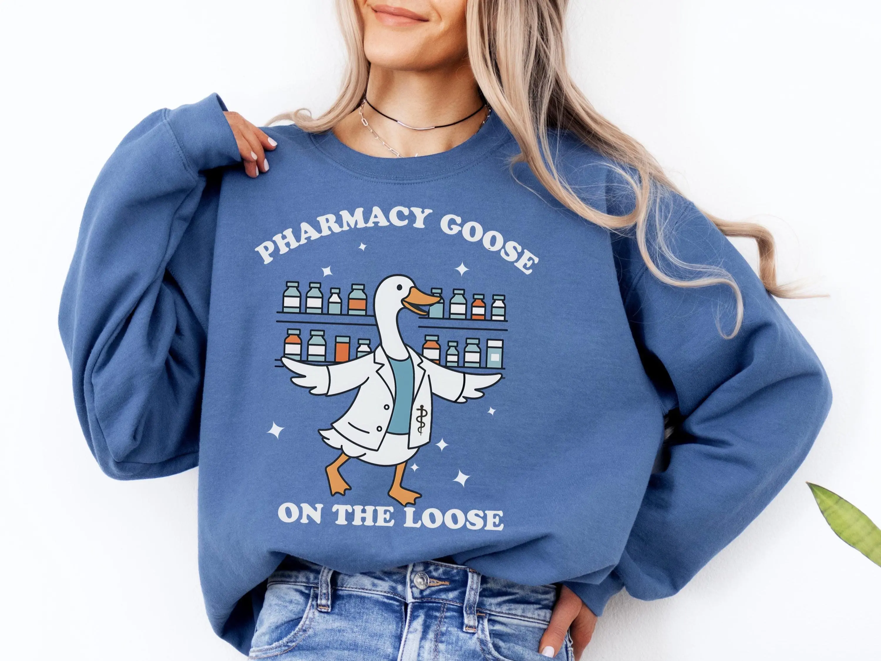 Pharmacy Technician Short Sleeved T-Shirt / Sweatshirt , pharm tech, pharmacy student graduation gift, future pharm goose Short Sleeve Unisex