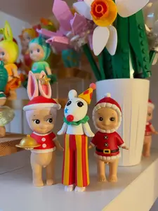 BD Wonderland Sweet Surprise Mini Figurine Pack | Charming Tiny Tot Collectible | Perfect Aesthetic Desk Accessory