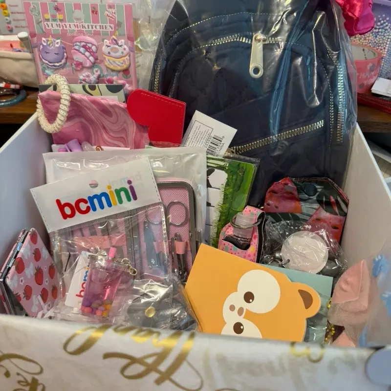 Single Scoop with video: Stationery, Accessories, and Essentials