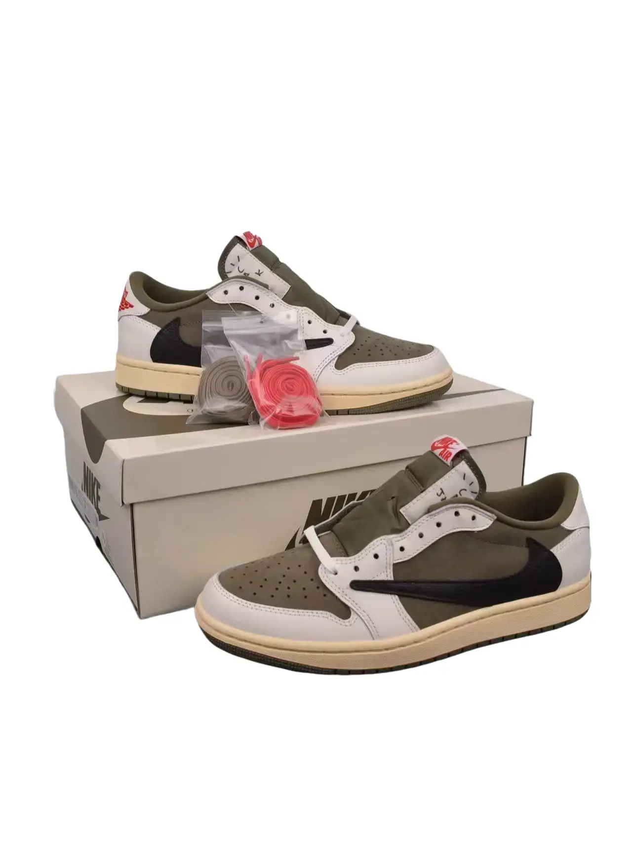 Brand New Unopened Packaging Unisex Olive Green Cream White Two Tone Smooth Leather Low Top Casual Sneakers Black Side Swoosh Embroidery Retro Trainer Shoes Hip Hop Street Daily Footwear