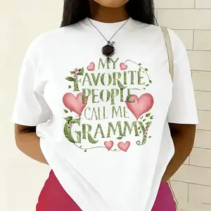 My Favorite People Call Me Grammy T-Shirt, Floral Heart Graphic Tee, Gift for Grandmothers