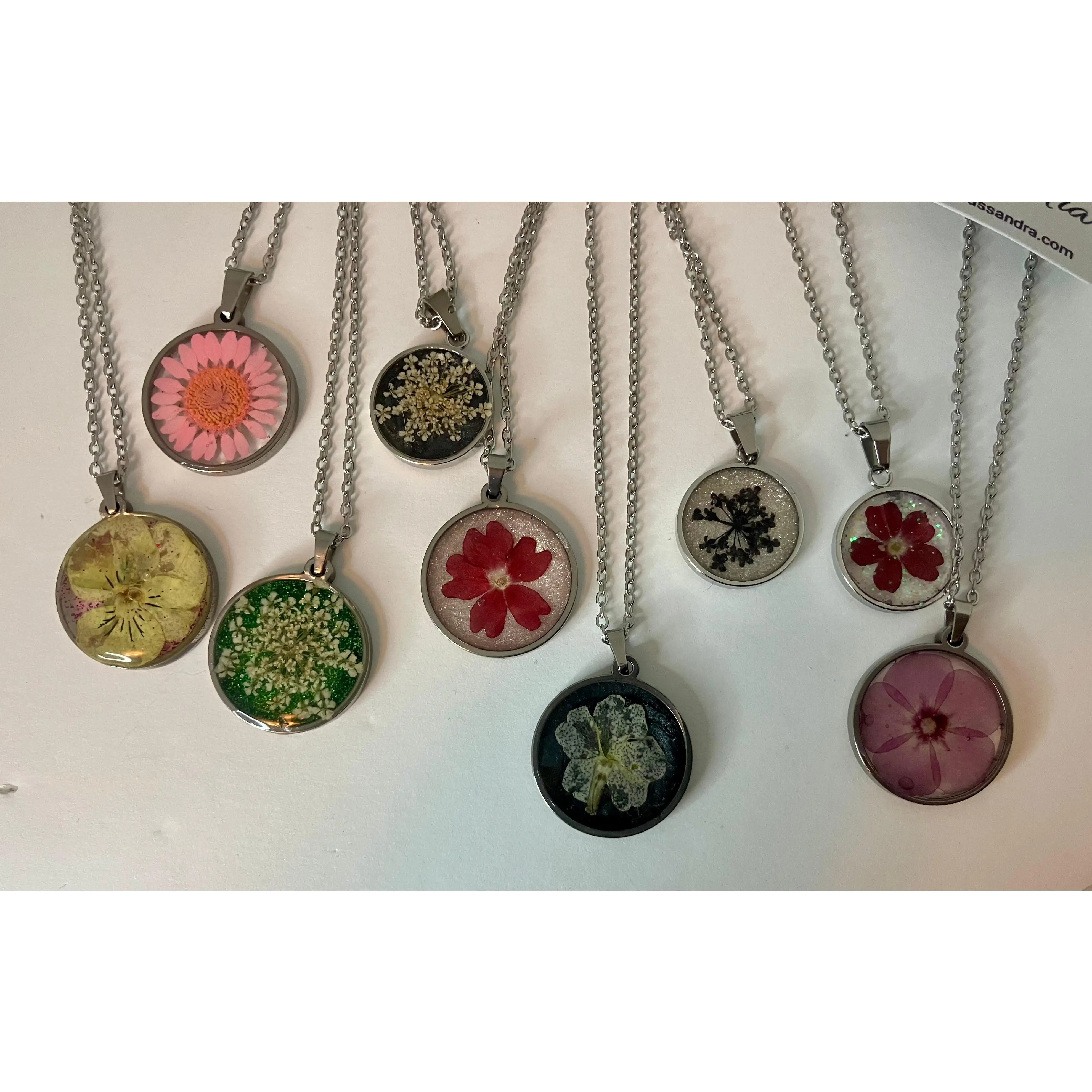 Dried Flower Resin Jewelry: Earrings & Necklaces