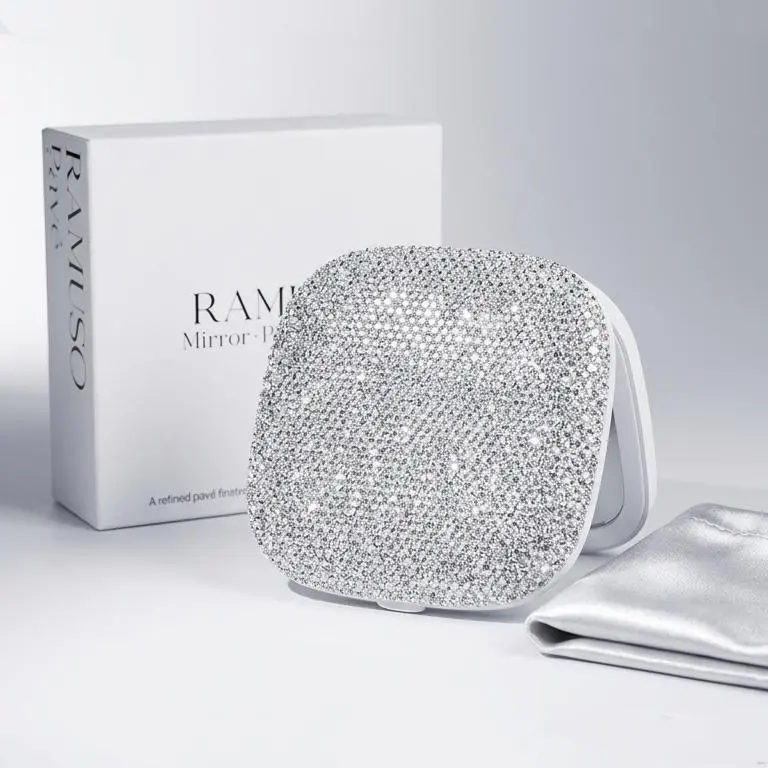 RAMUSO Sparkle Lighted Compact Mirror, 5X Magnifying Travel Mirror with 3 Light Settings, Rechargeable Beauty Product - Gifts for your girlfriend, Beauty Products, Women, Glitter, Mini Gadgets, Tools And Gadgets For Her, Gifts For Women, Mini Must Haves
