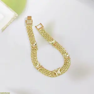 Elegant Gold Bangle Bracelet, 1-Piece Costume Jewelry Charm, Fashion Accessory for Best Friends, Spring Declaration Gift, Elegant Bangle