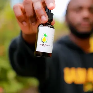 Natural Noor Hair And Beard Oil - All-Natural Hair Care - Handcrafted Glass Bottle - Haircare