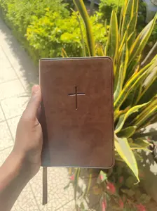 Compact Bible, Value Edition, Brown LeatherTouch, Red Letter, Presentation Page, Full-Color Maps, Easy-to-Read Bible Serif Type Imitation Leather