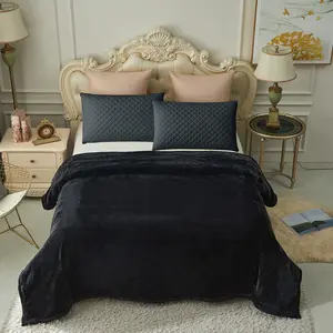 4.5 lb Weight Blanket 85 x 95 Inches Soft Bedding Solid Color Design Warm Breathable Machine Washable