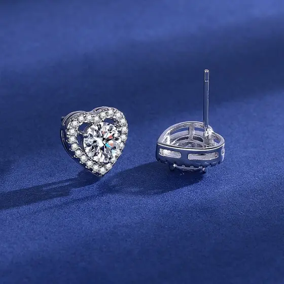 F1：Moissanite (heart-shaped)