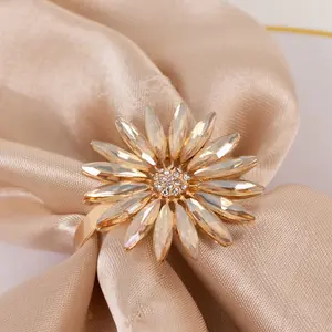 4 Pack Amber Gold Daisy Floral Metal Napkin Rings with Rhinestone Accents, Decorative Napkin Holders - 2"