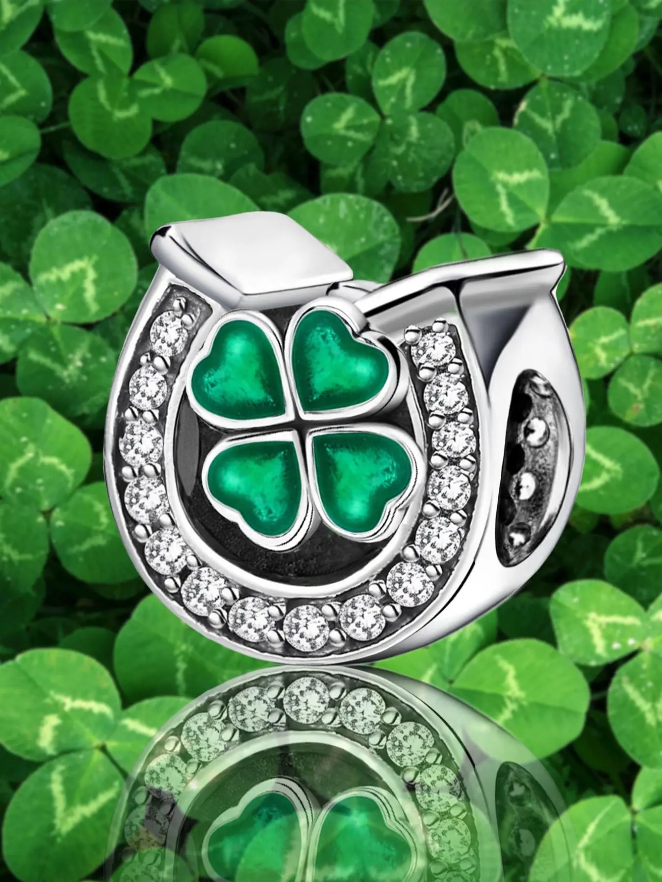 Four Leaf Clover Design Charms, Lucky Charm Jewelry, Fashionable Jewelry, Fashion Pendants for Women & Girls, Trendy All-match & Exquisite Jewelry for Birthday Gift, Dainty Fashion Jewelry, All Seasons Jewelry, Jewelry Gifts