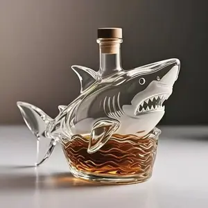 Shark Whiskey Bottle Shaped Decanter, Bar Office Home Decor, Family Cabinet Bar Decoration, Ideal Gift for Wine Lovers