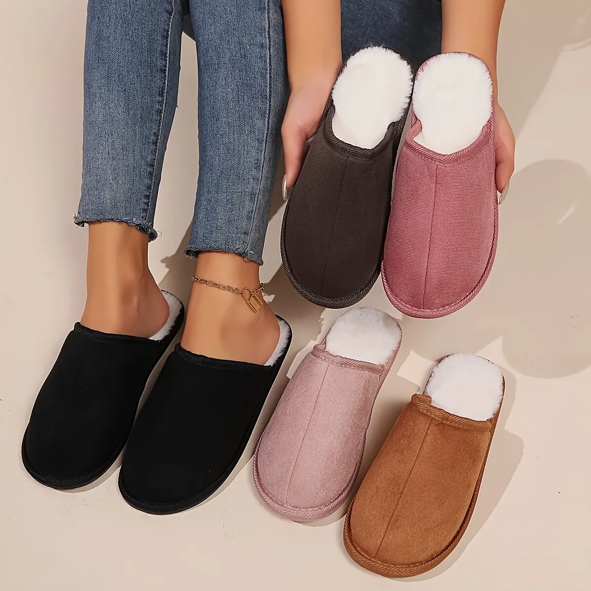Women's Casual Plush Fleece Slip-On Slippers - Stylish Round Toe, Comfy Warm Flat Sole Indoor Footwear, Slippers For Women, Indoor Wear, Plain Blends With Decor, Plush Foot Hug