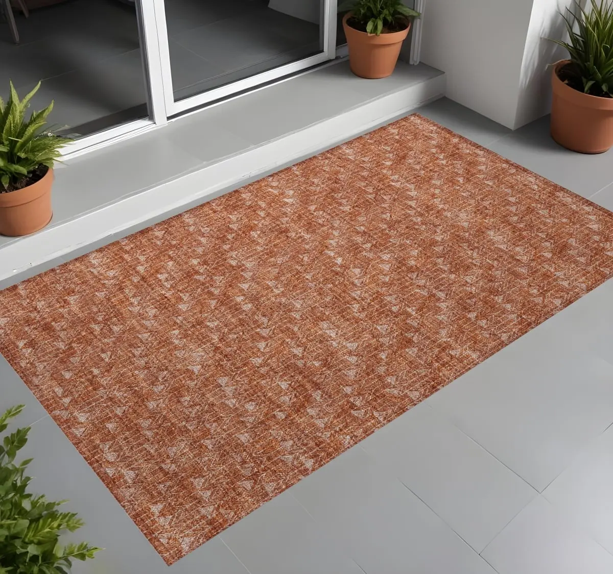 HomeRoots 560139 Non-Fade 2 x 3 ft. Terra Cotta Geometric Machine-Woven Area Rug, Washable, Non-Skid, Indoor-Outdoor Rectangle Carpet, Non-Fade Area Rugs