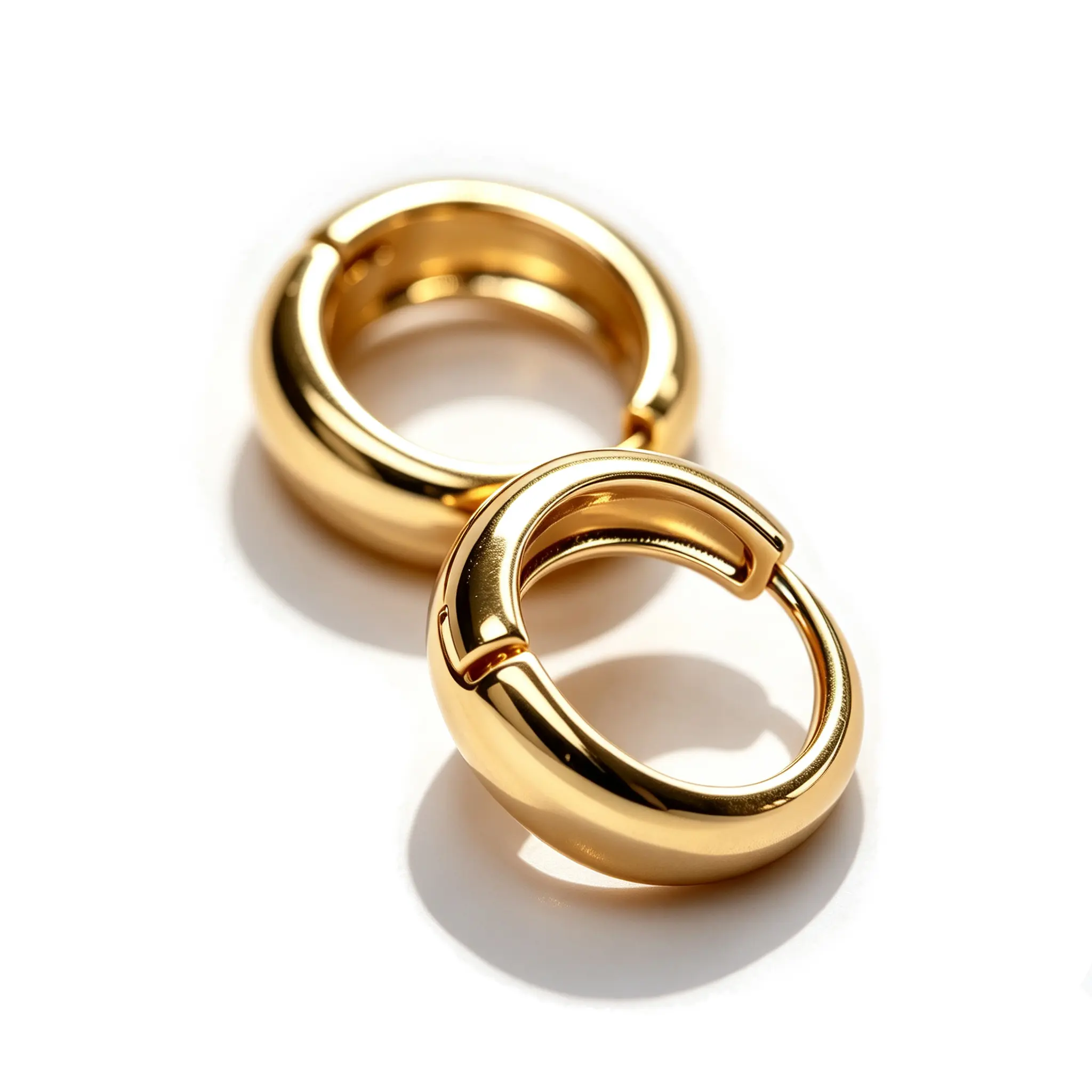 Women's Minimalist Small-Size Fashion Earrings Set - Smooth Chunky Huggie Hoops, Zinc Alloy Gold-Plated Circles & Surgical Steel Heart Studs, Costume Jewelry Gift, Chunky Hoop