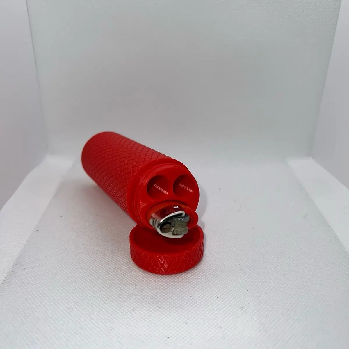 XLRed Lighter Holder with Screw-in Top for Men and Women - Convenient and Safe