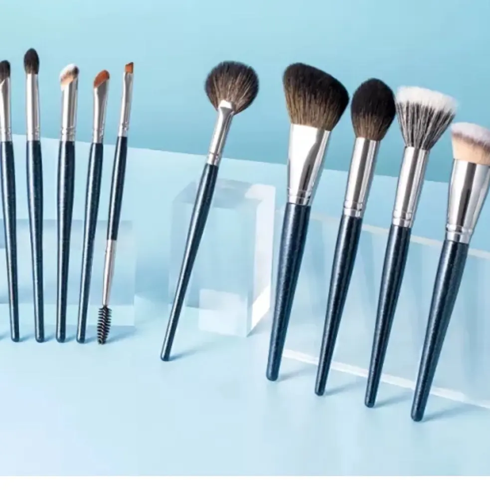 Angie Hot & Flashy A506 Concealer Brush - Viral Kitten Paw Face Brush - Under-Eye Concealing and Contouring - Makeup Brushes Set