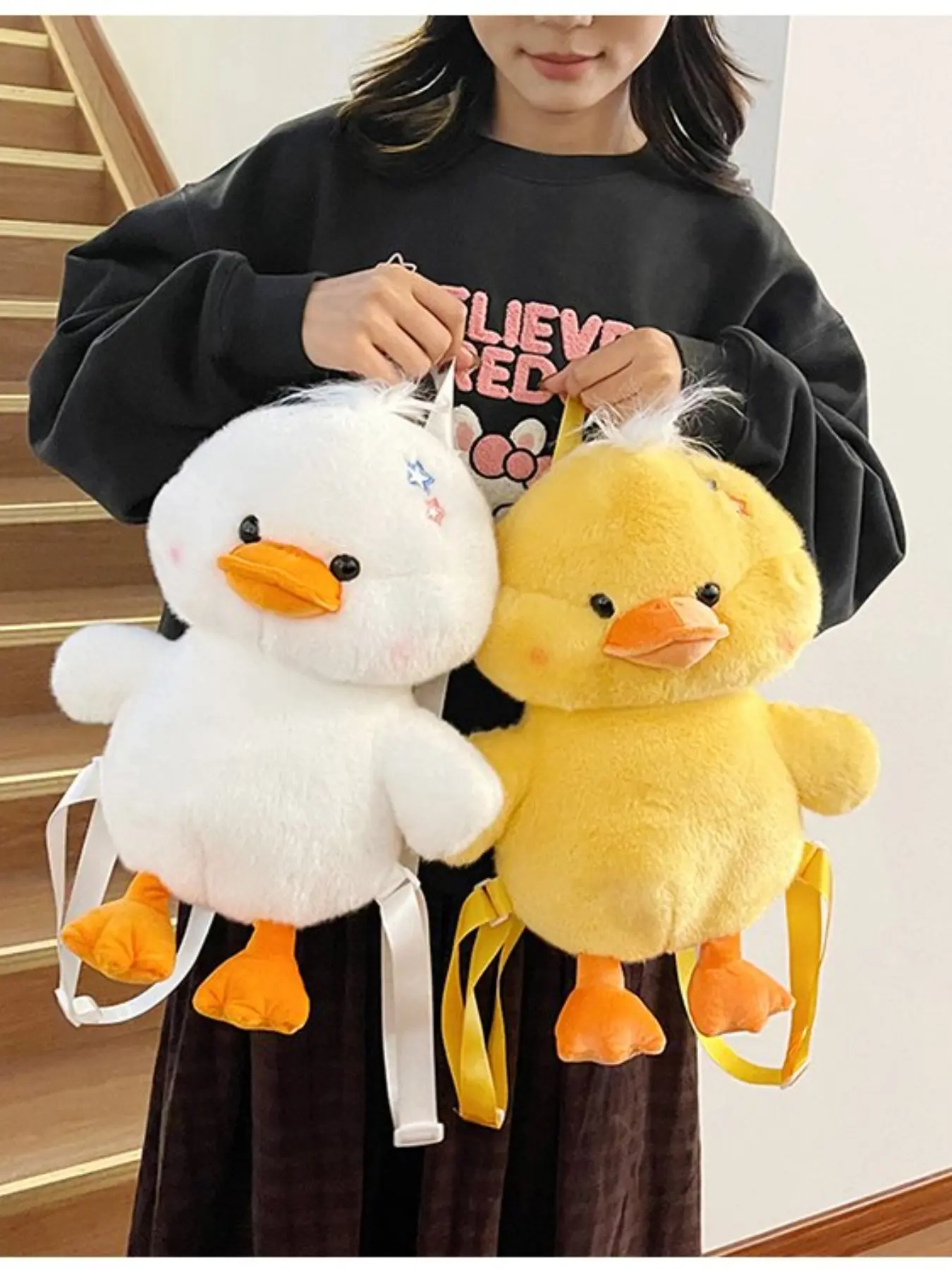 Cute Duck Plush Bag, Creative Cartoon Doll Fuzzy Backpack, Large Capacity Casual Shoulder Bag, Perfect Gift for Friends and Family, Adorable Cartoon Design