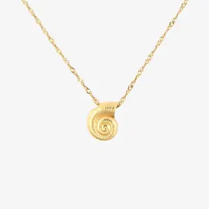 Seashell Pendant Necklace