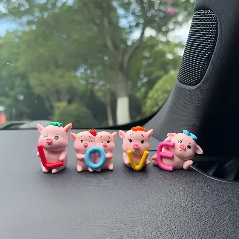 4Pcs LOVE Pig Car Dashboard Ornaments, Resin Mini Pig Figurines, Cute Pink Animal Decor for Car Interior, Home Office Desk, Rearview Mirror Accessories, Funny Gift for Women Men, Car Interior Decoration, Car Decorations