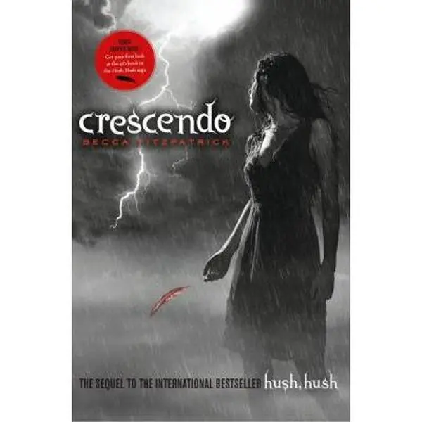 USED Book - Crescendo by Fitzpatrick, Becca (Paperback) - english