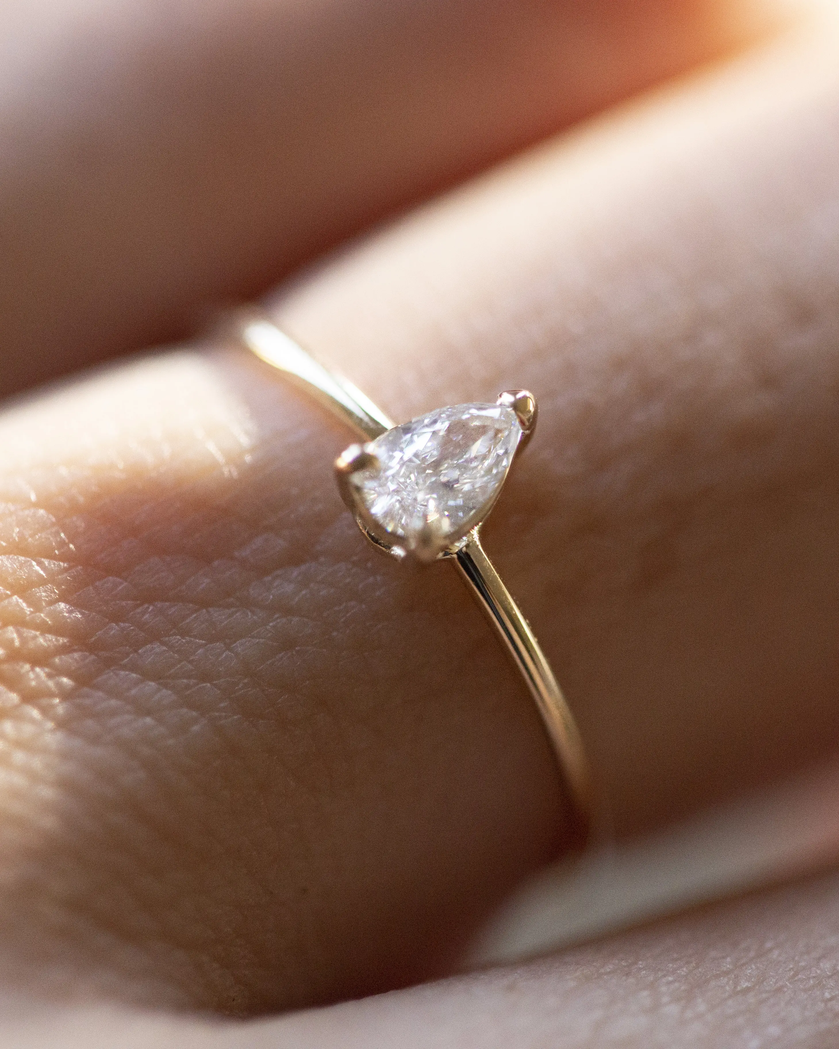 14K Gold Pear Lab Diamond Ring | Dainty 0.25ct VS D-F colo