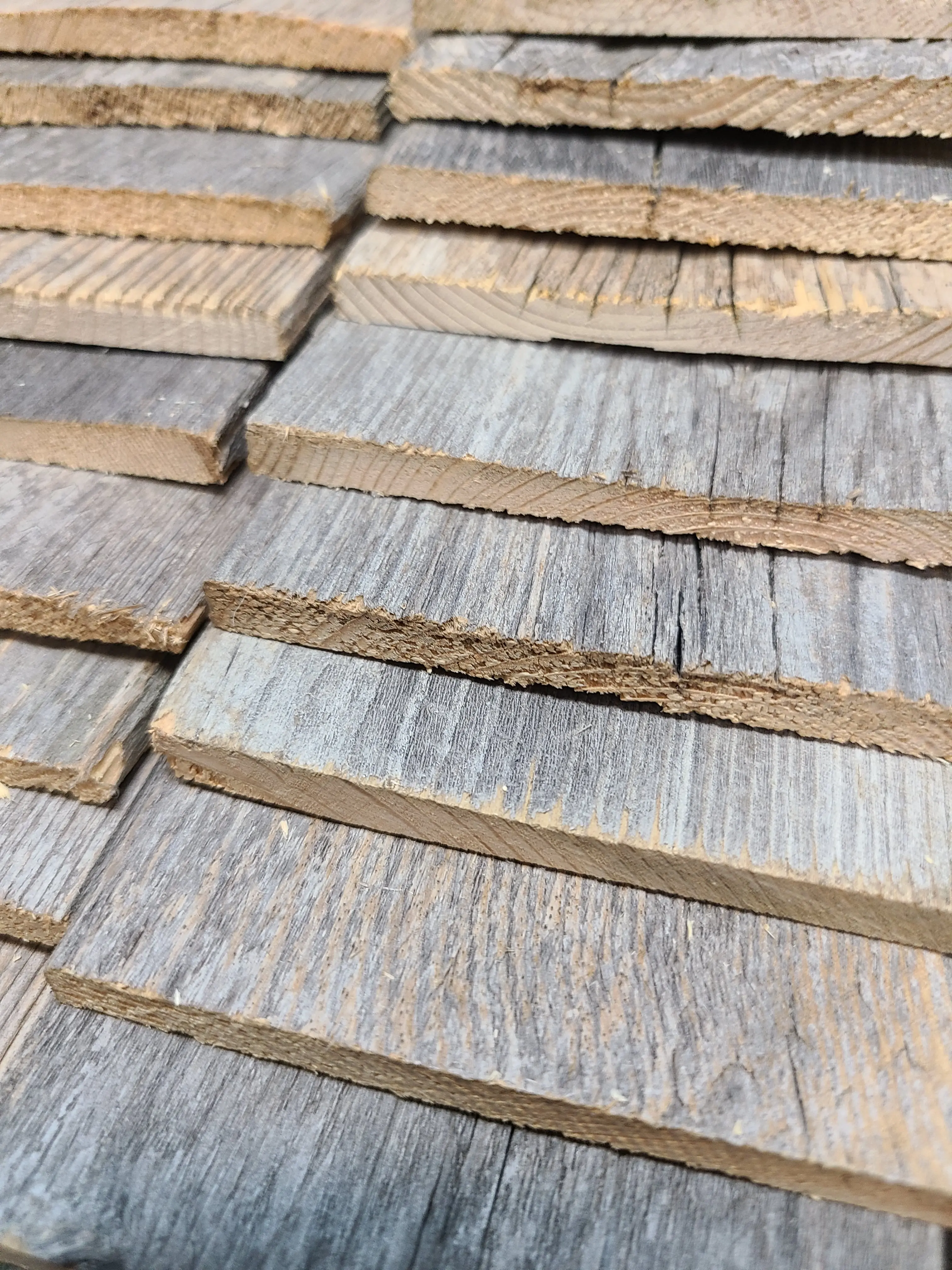 Rustic Thins - 1/4" thick Weathered Reclaimed Wood Planks for DIY Crafts, Projects and Decor Rustic Thins - 1/4" thick Weathered Reclaimed Wood Planks for DIY Crafts, Projects and Decor